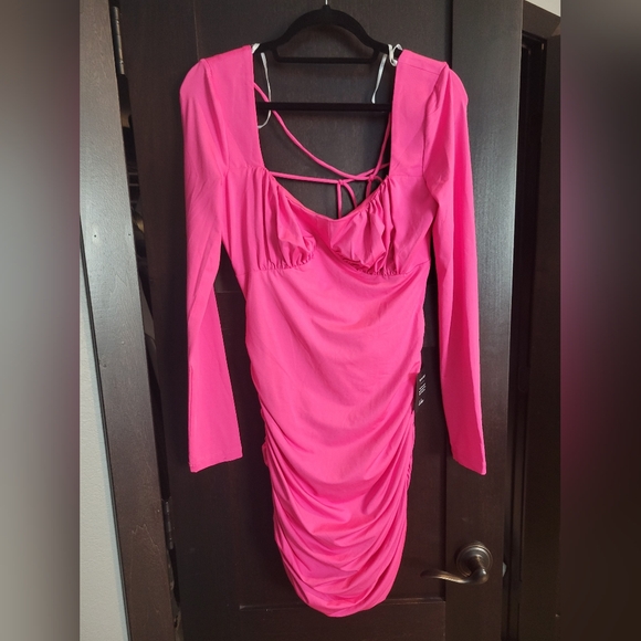 Dress - Picture 1 of 2